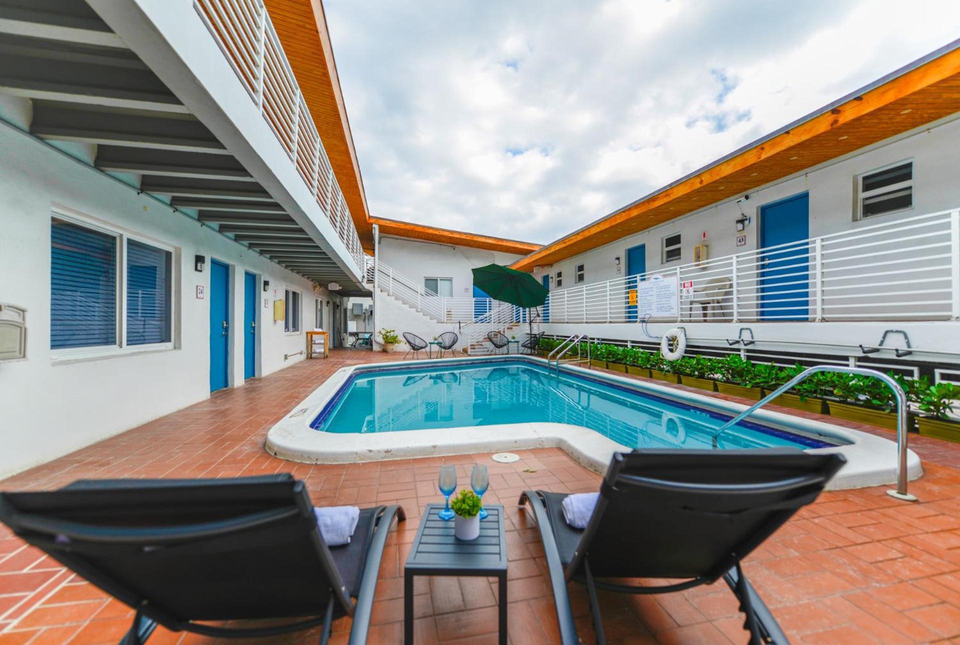 The Mariner Suites #22 - Beachfront Studio Hollywood Esterno foto